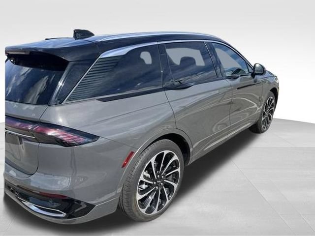 Certified 2024 Lincoln Nautilus Black Label AWD/4WD image 6