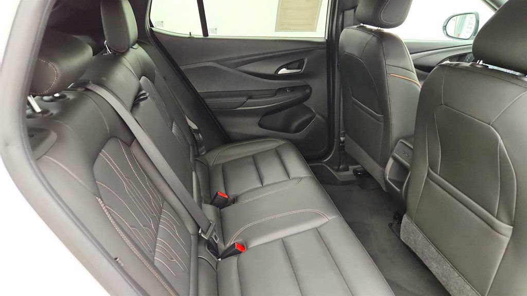 Used 2024 Buick Envista Avenir FWD image 22
