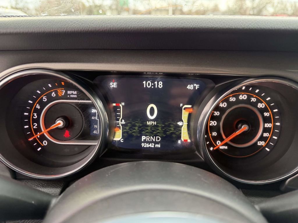 Used 2018 Jeep Wrangler Unlimited Sahara w/ Dual Top Group image 34