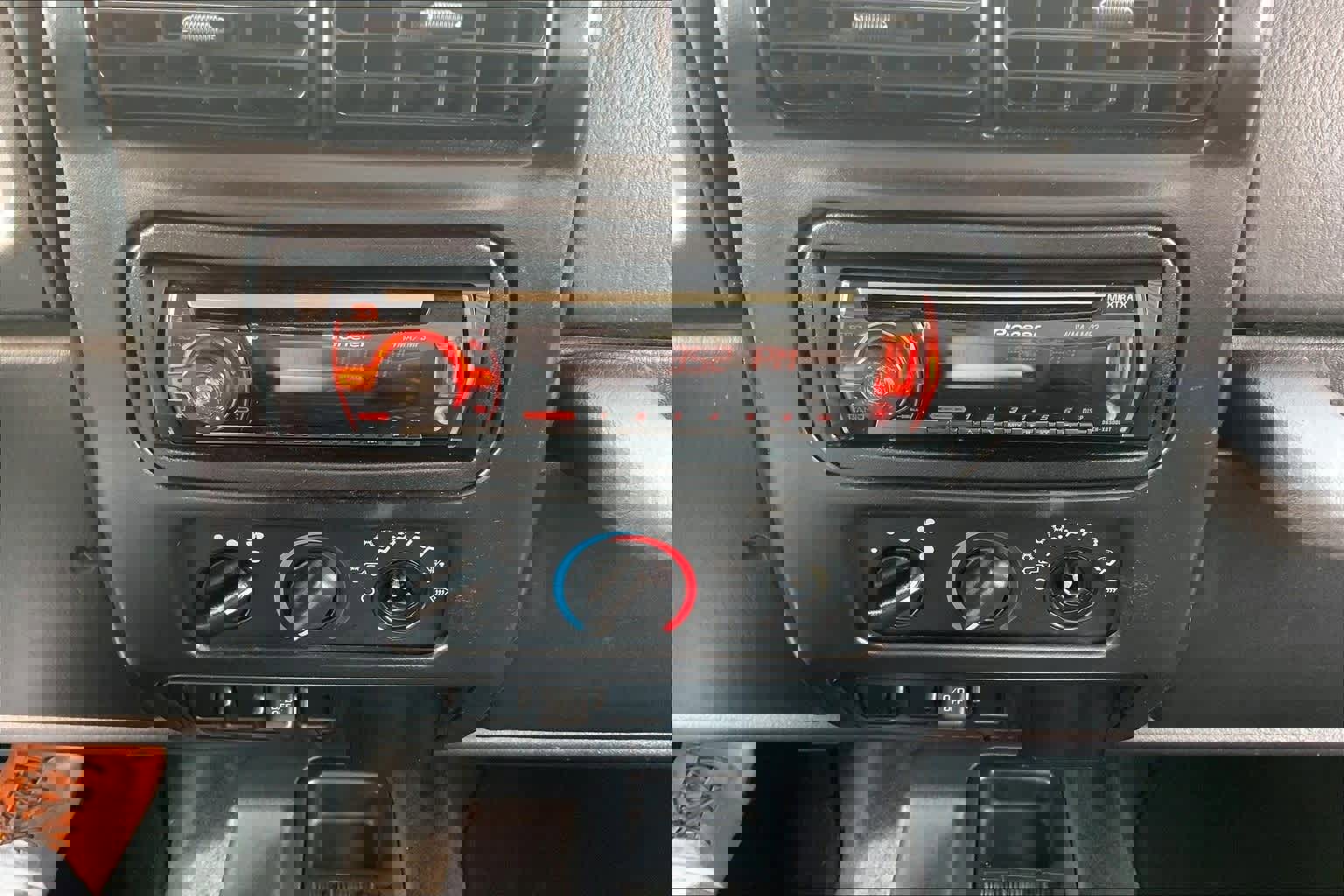 Used 2004 Jeep Wrangler Sport image 20