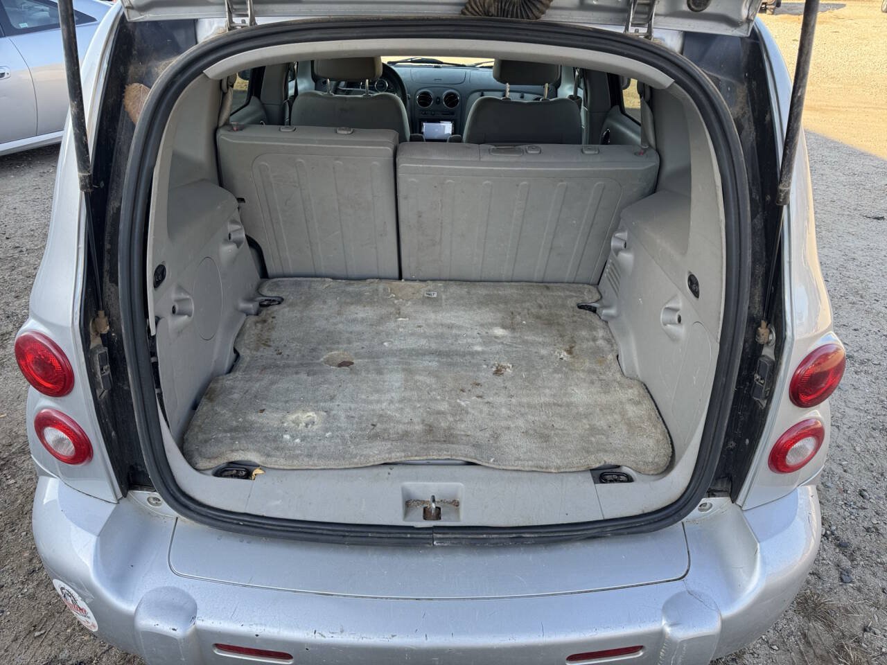 Used 2011 Chevrolet HHR LT FWD image 23