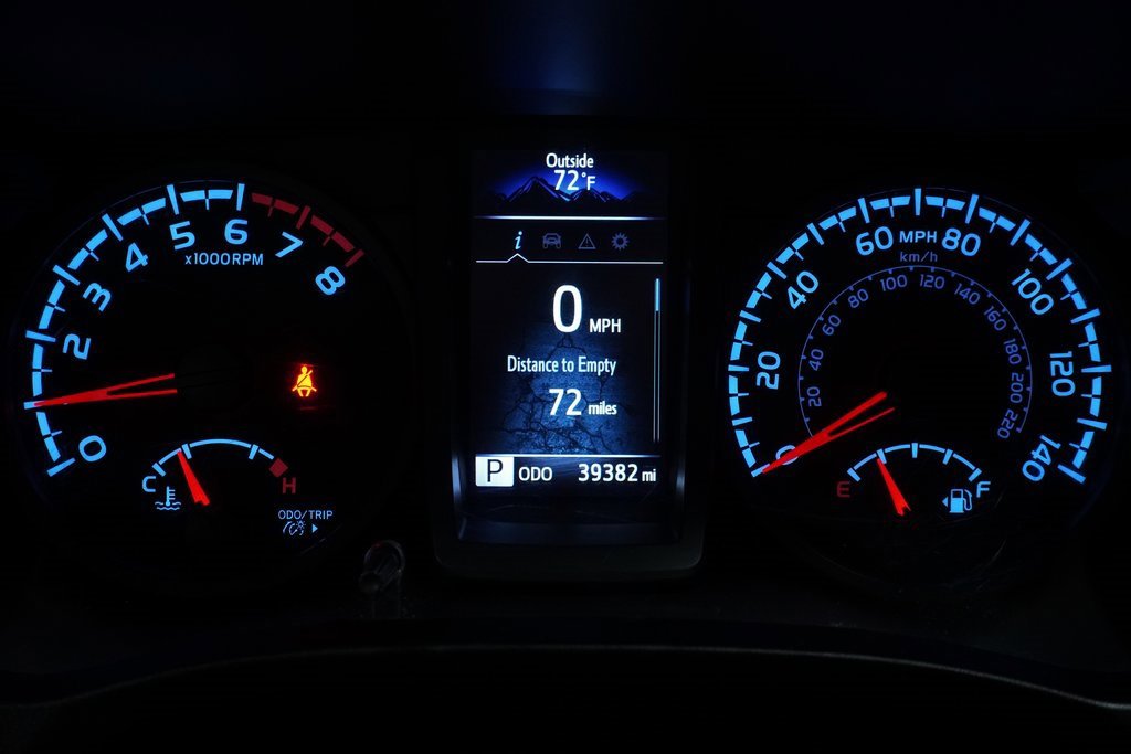 Certified 2022 Toyota Tacoma SR image 22