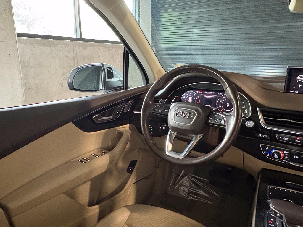 Used 2018 Audi Q7 3.0T Premium Plus AWD/4WD image 16