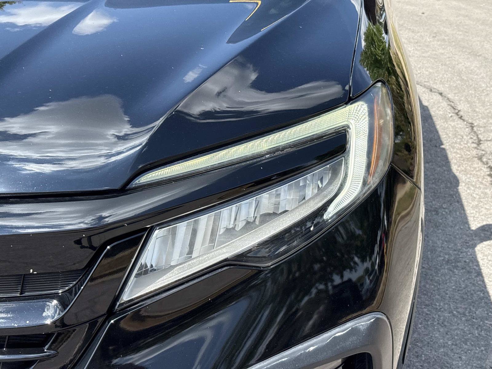 Used 2019 Honda Pilot Touring image 11