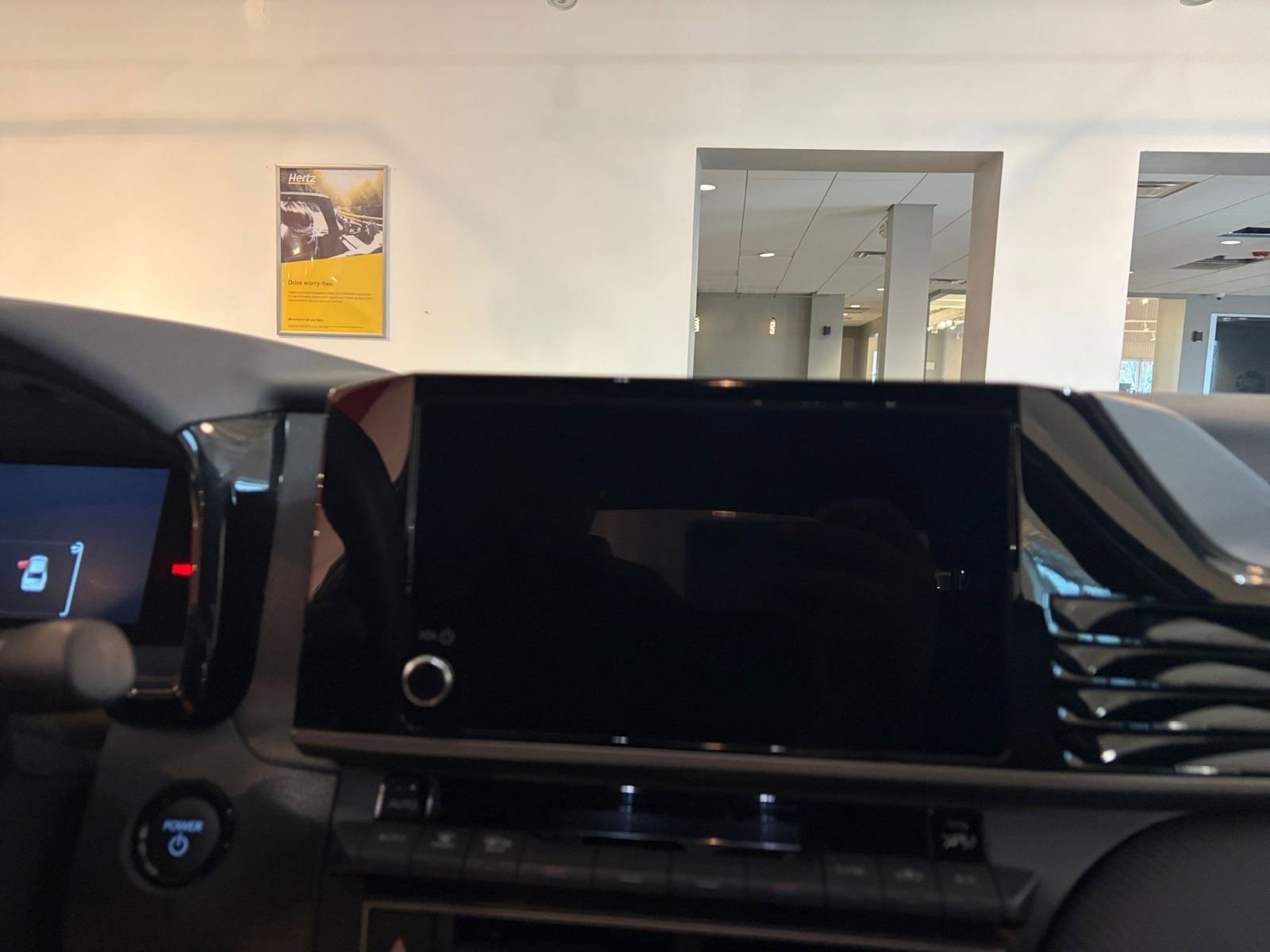 Used 2025 Toyota Camry SE image 20