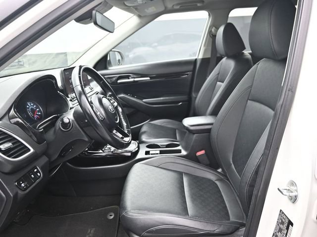 Used 2021 Kia Seltos SX w/ SX Sunroof Package image 7