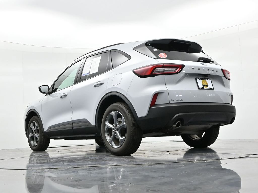 Used 2025 Ford Escape ST-Line image 20