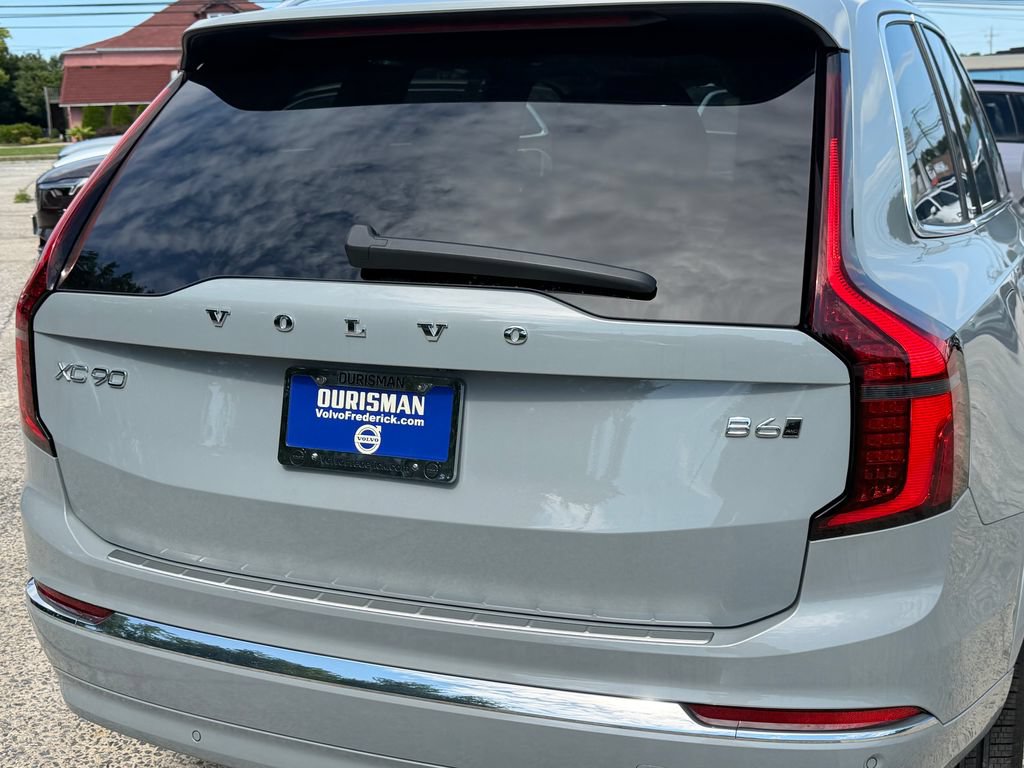 New 2026 Volvo XC90 B6 Plus w/ Protection Package Premier AWD/4WD image 5