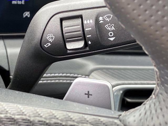 Used 2025 Ford Mustang GT Premium image 19