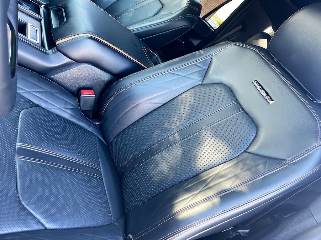 Used 2024 Ford Expedition Platinum RWD image 20
