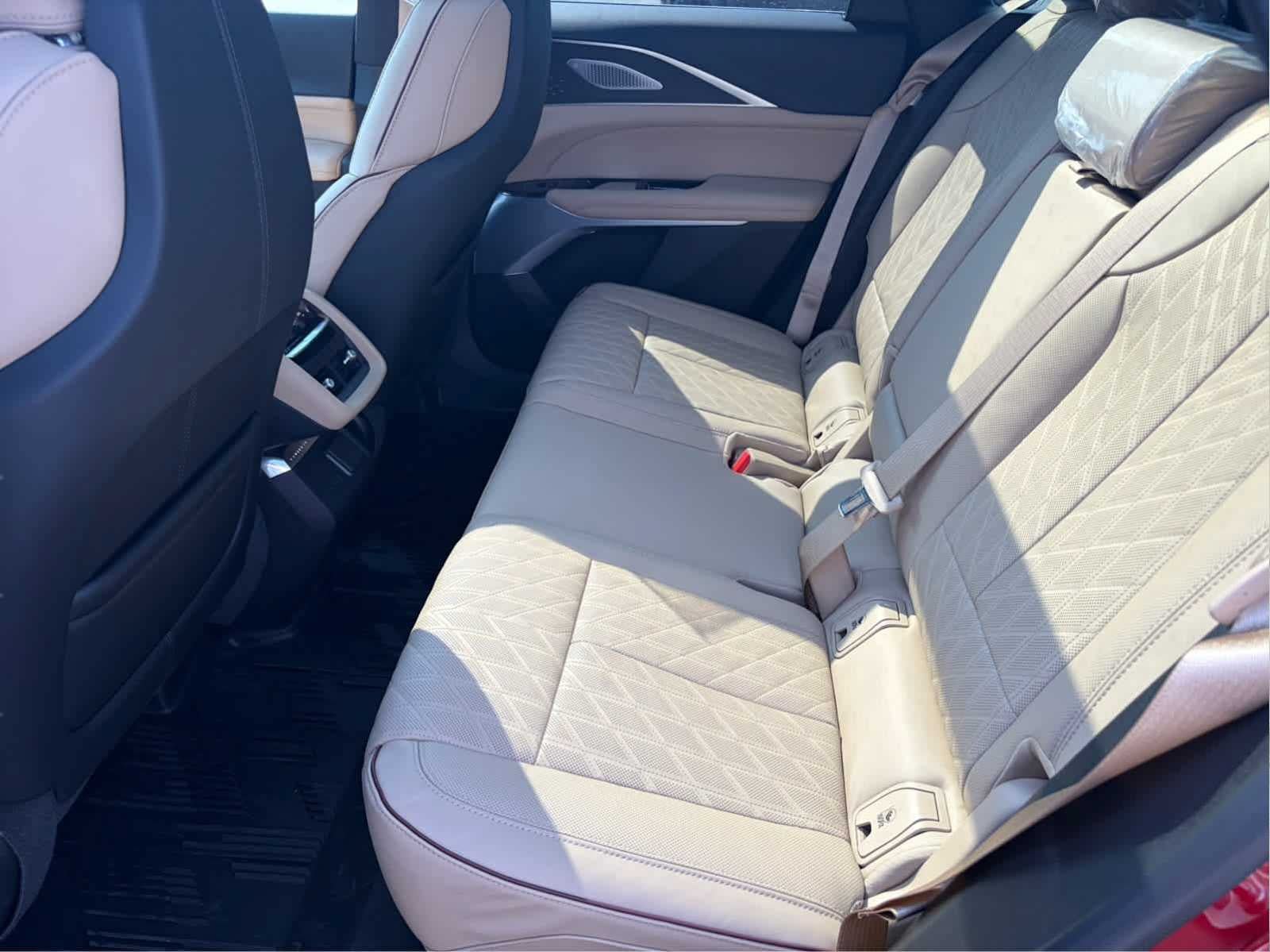 Used 2026 Cadillac Lyriq Signature Luxury w/ Nappa Leather Package AWD/4WD image 22
