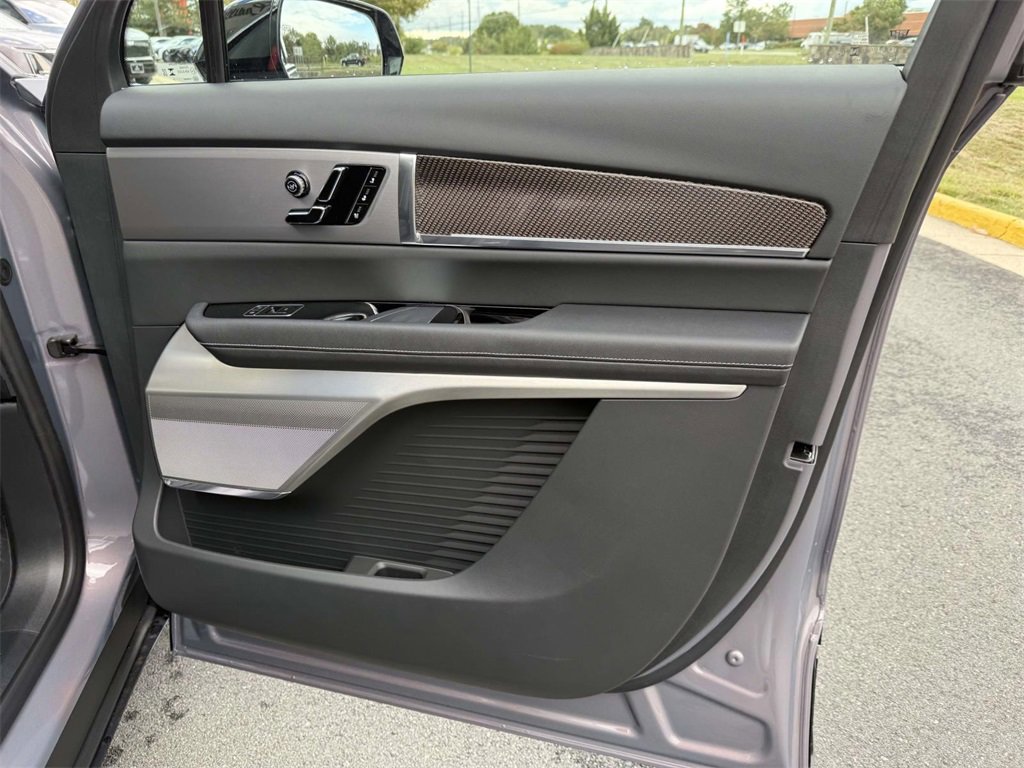 New 2026 Cadillac Vistiq Luxury w/ LPO, Floor Liner Package image 14