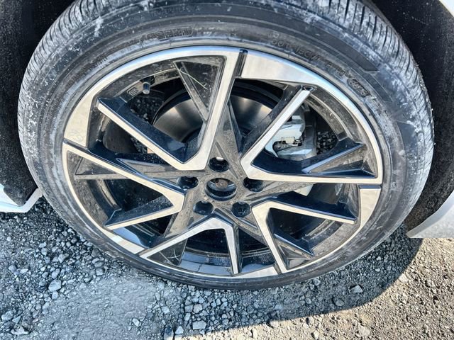 Certified 2024 Nissan Sentra SR w/ SR Premium Package image 10