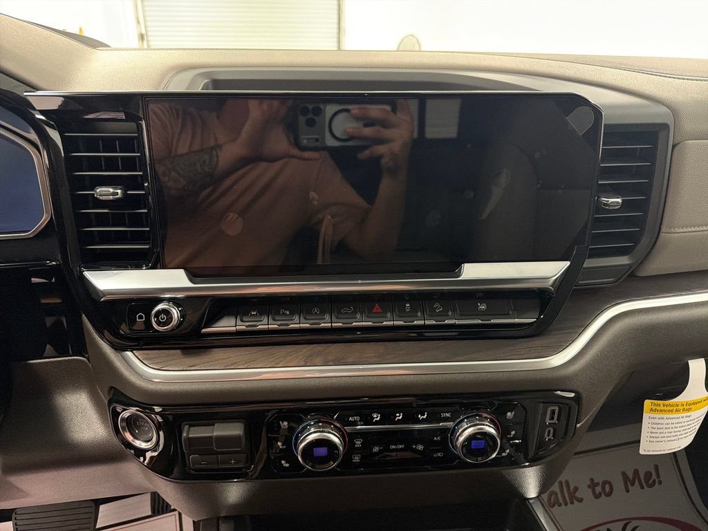 New 2026 GMC Sierra 1500 SLT w/ SLT Premium Plus Package AWD/4WD image 18