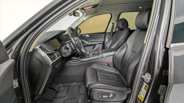 Used 2019 BMW X7 xDrive40i w/ Cold Weather Package AWD/4WD image 13