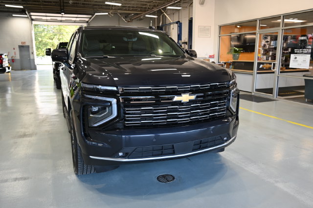 New 2026 Chevrolet Tahoe High Country w/ Sun And Tow Package AWD/4WD image 3