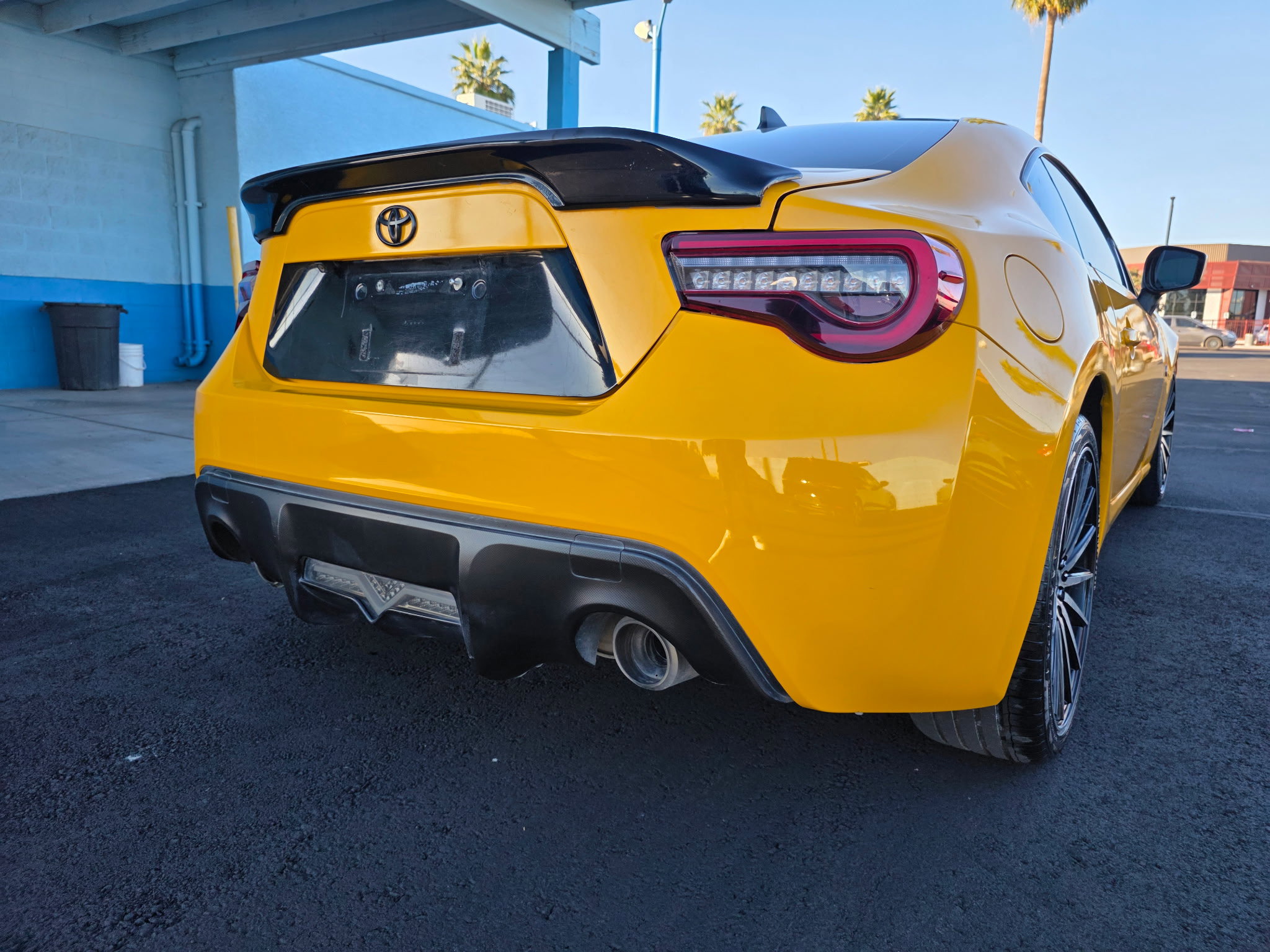 Used 2017 Toyota 86 image 3