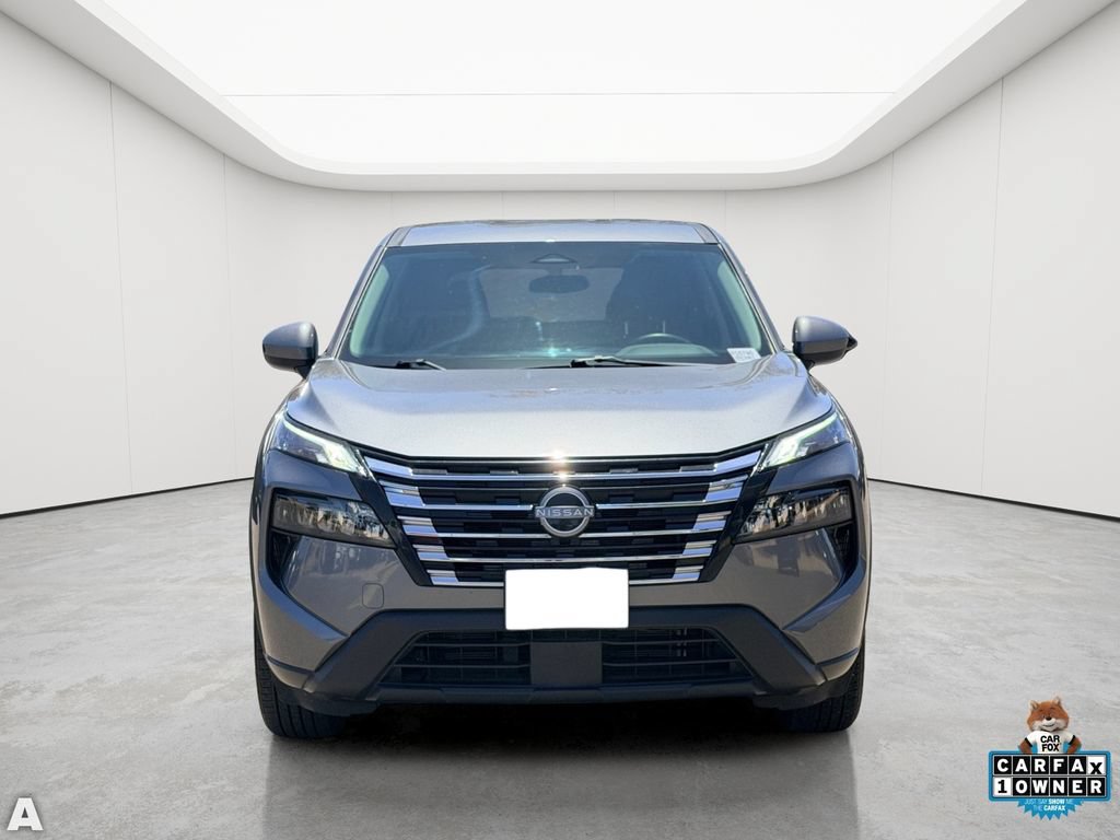 Used 2025 Nissan Rogue SV AWD/4WD image 9