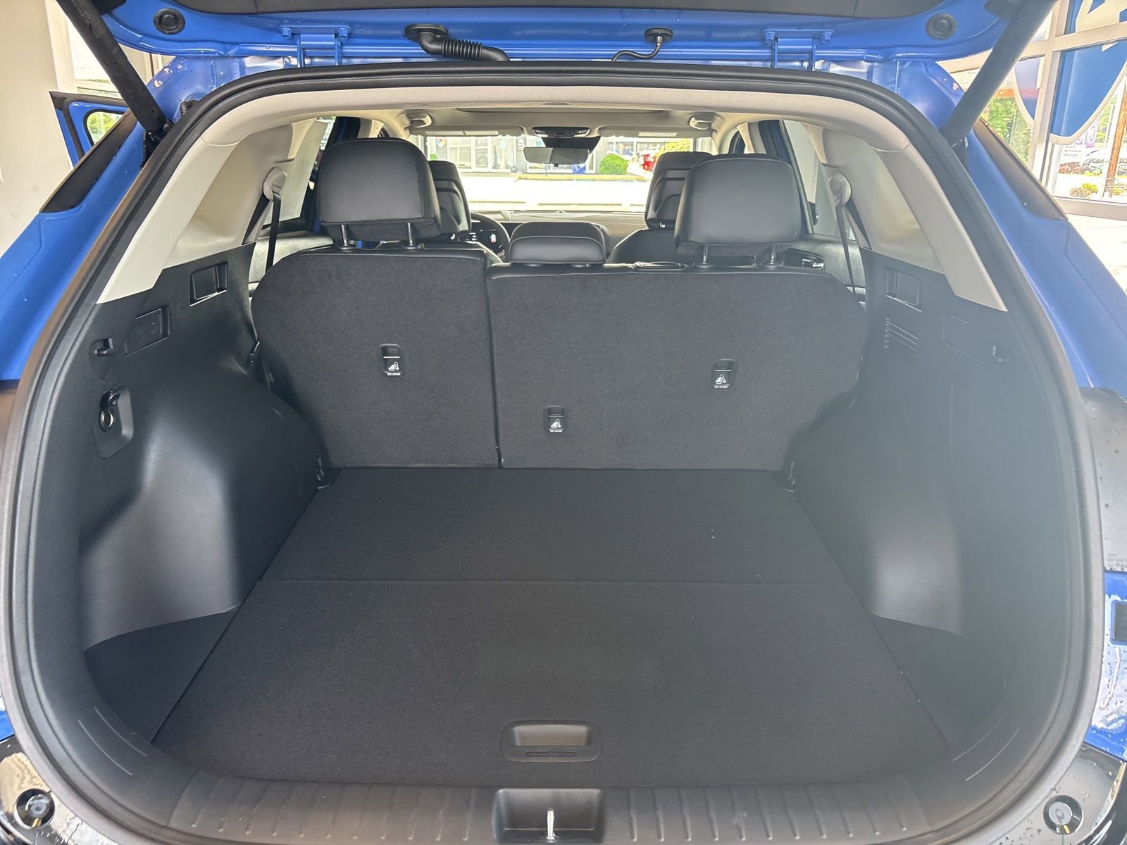 New 2026 Kia Sportage SX image 11