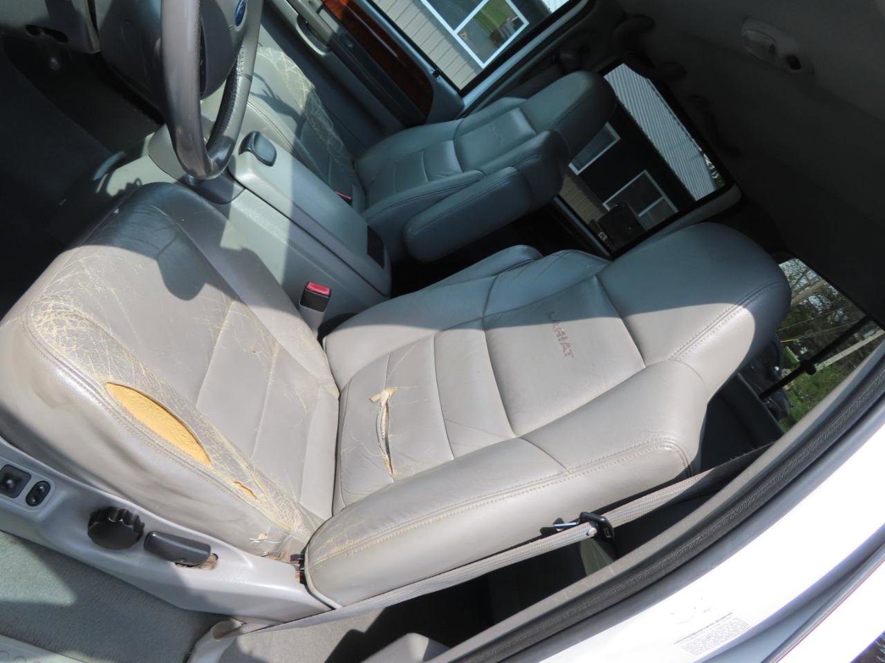 Used 2003 Ford F350 Lariat image 30