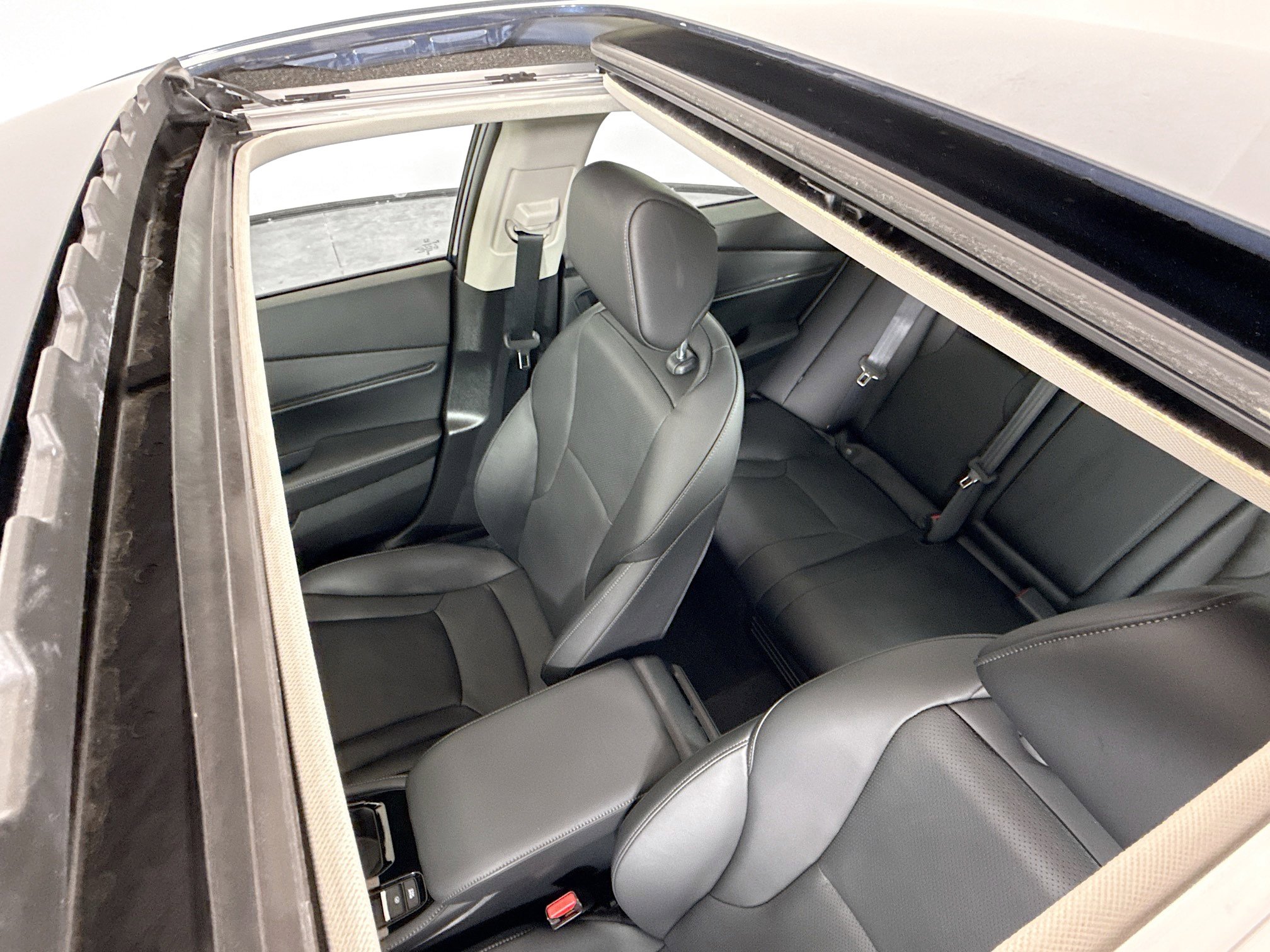 Used 2025 Honda Accord Touring image 13