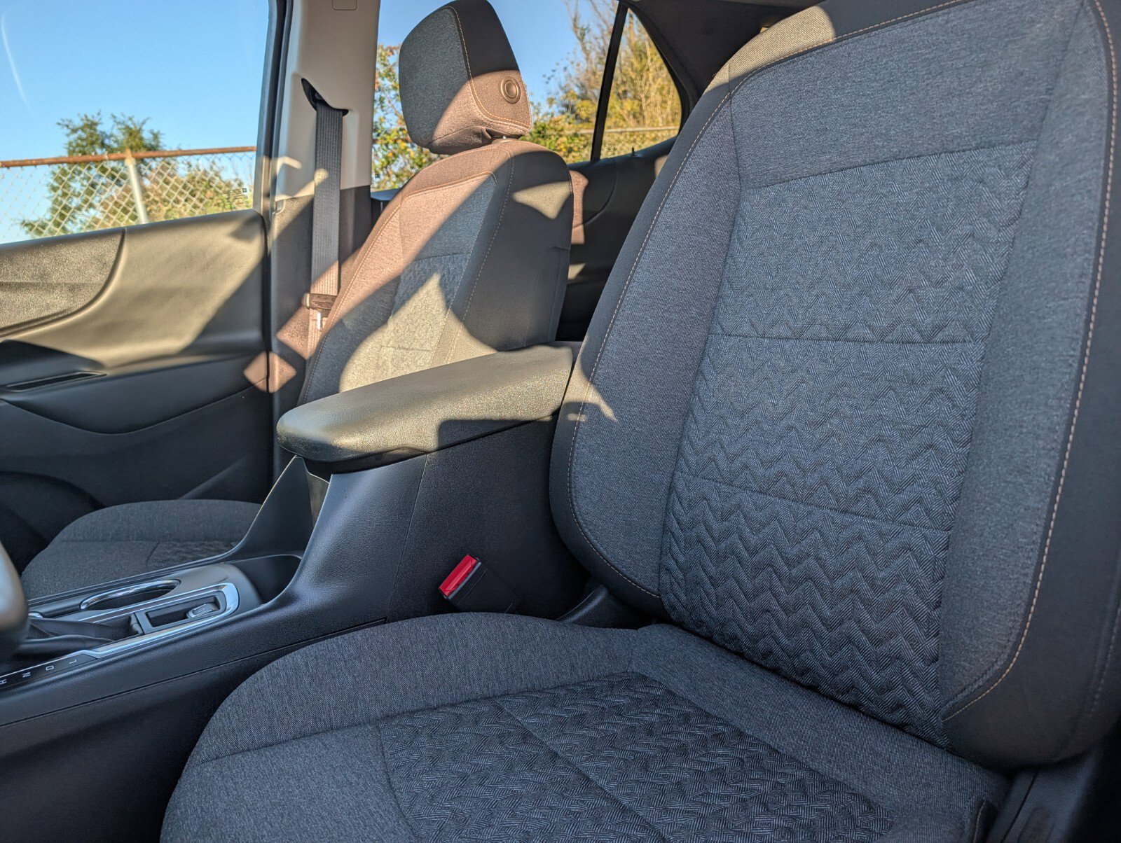 Used 2024 Chevrolet Equinox LT AWD/4WD image 17