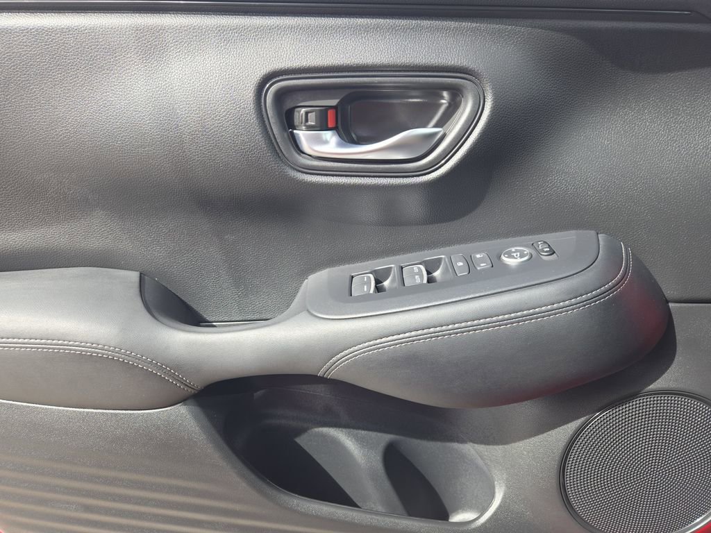 Used 2025 Honda HR-V EX-L image 24