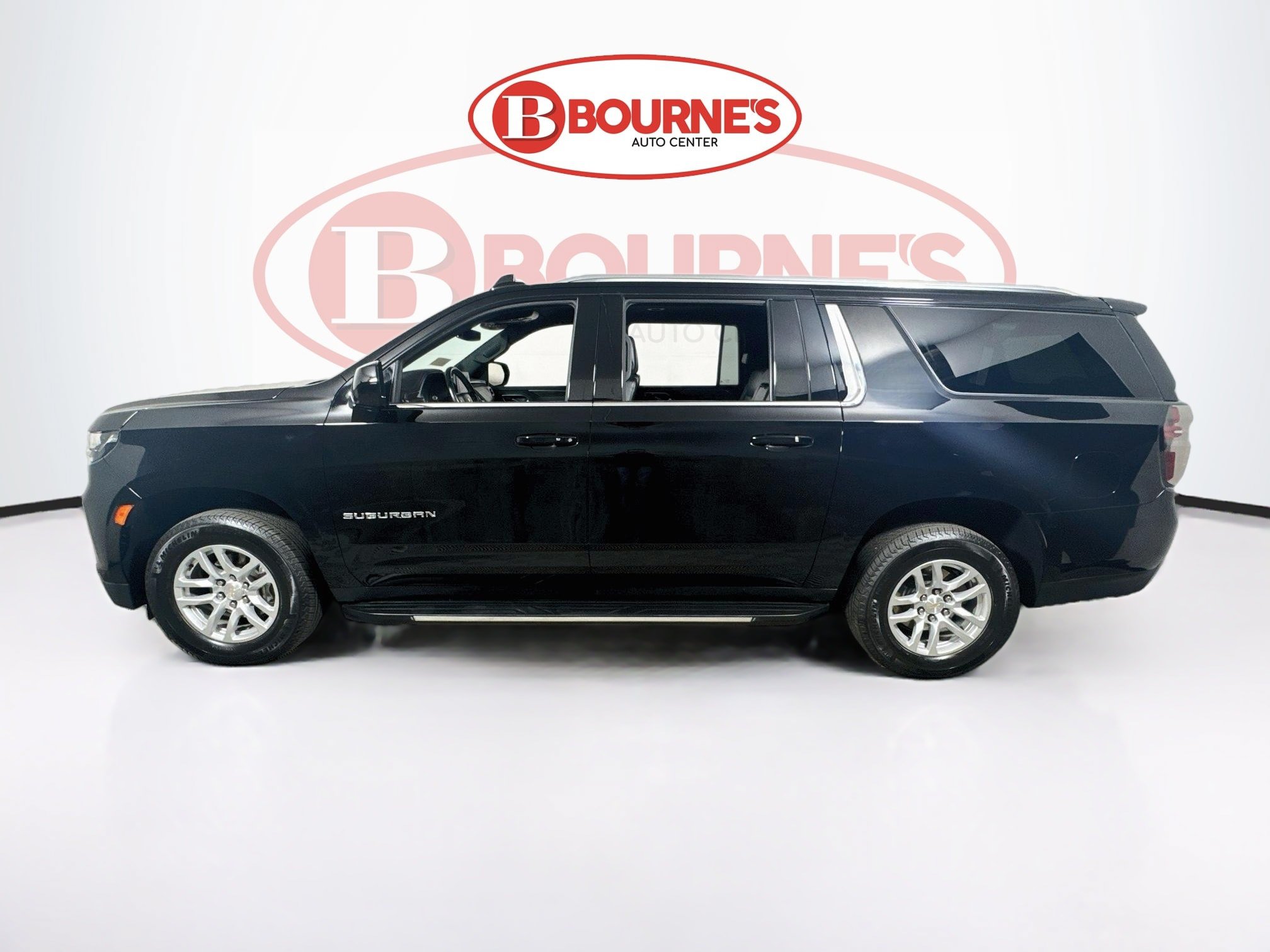 Used 2023 Chevrolet Suburban LS AWD/4WD image 5