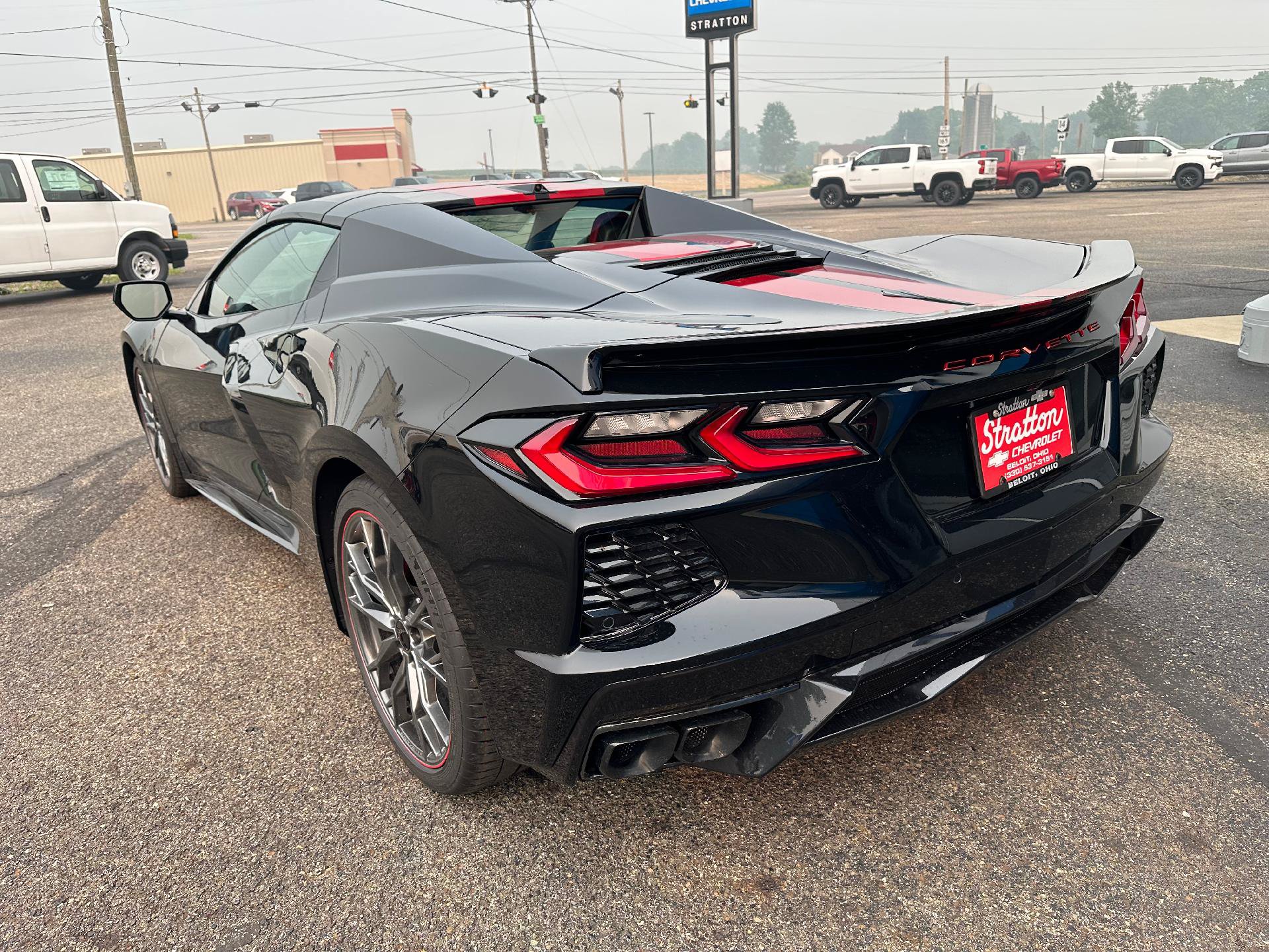 New 2027 Chevrolet Corvette Stingray Convertible w/ Battery Protection Package RWD image 6