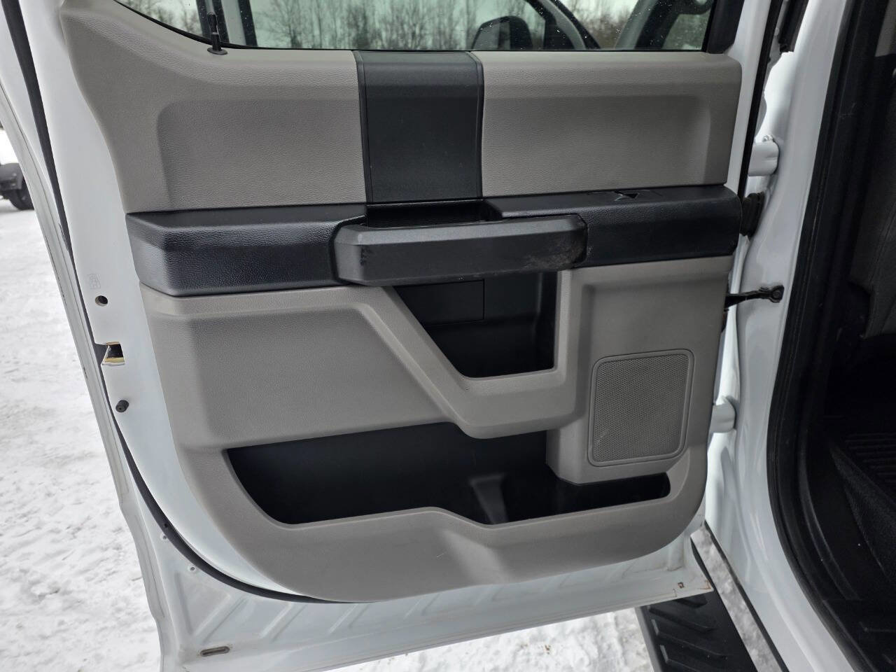 Used 2019 Ford F250 XL w/ Power Equipment Group image 18