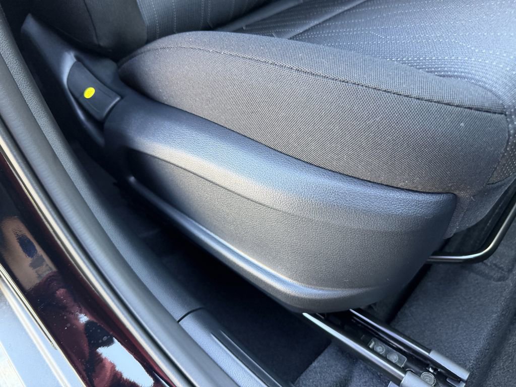 New 2026 Hyundai Venue SE image 24