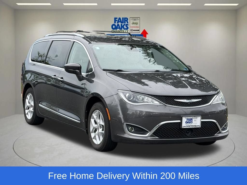 Used 2017 Chrysler Pacifica Touring-L Plus w/ Advanced Safetytec Group