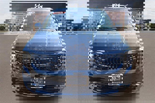 New 2026 Kia Carnival SX image 8