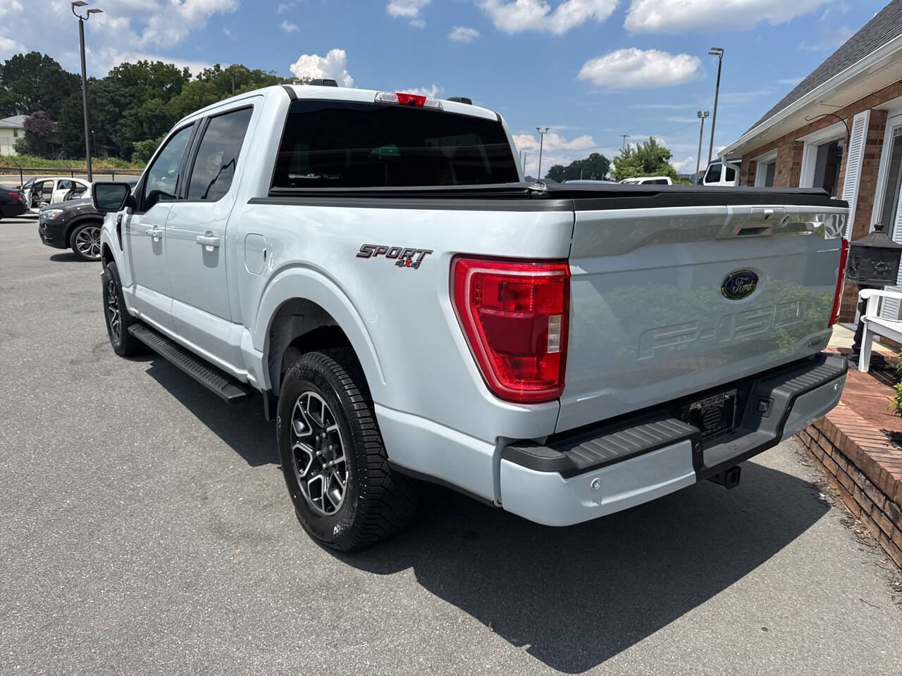 Used 2022 Ford F150 XLT w/ Equipment Group 302A High image 14