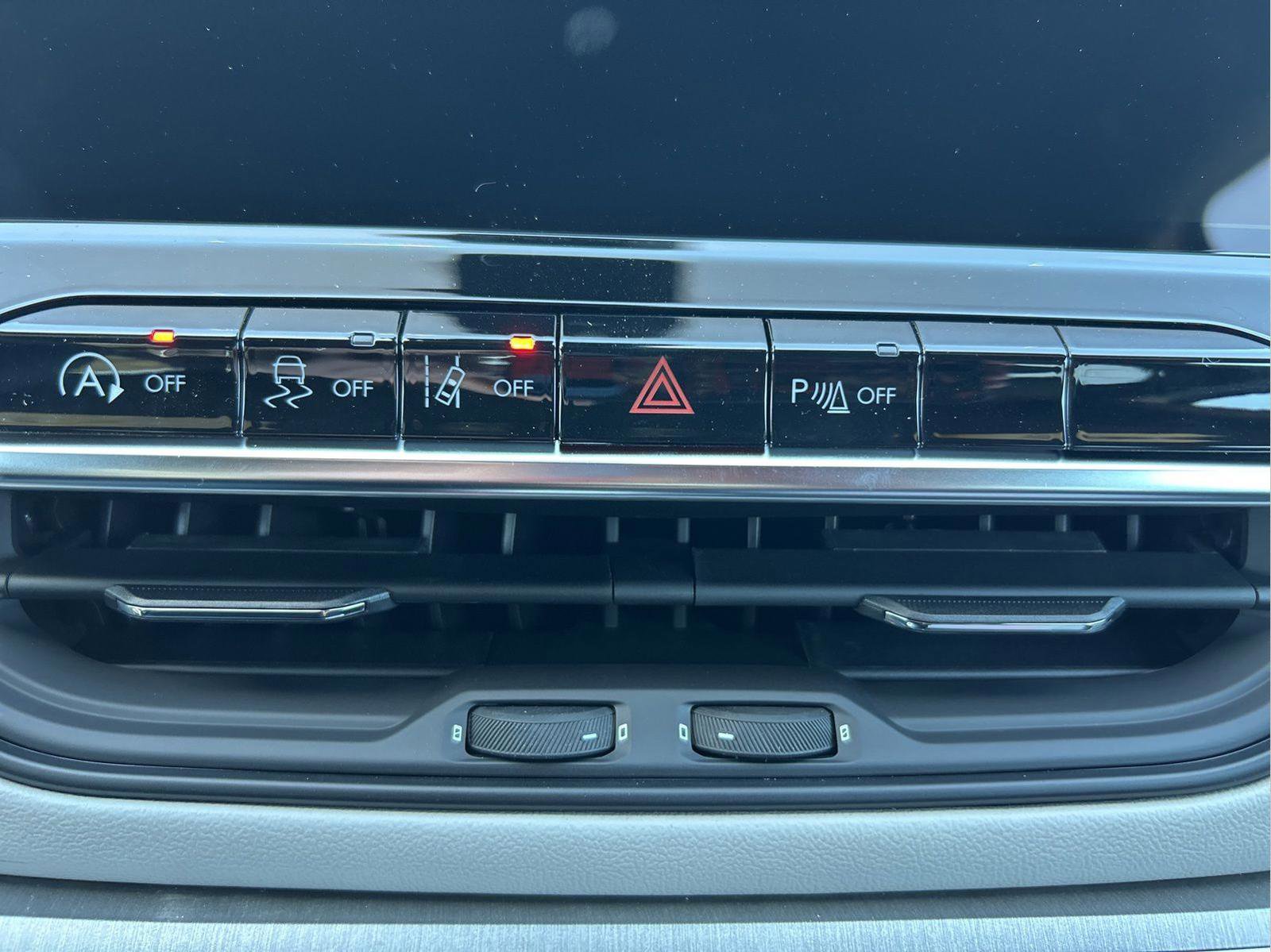 New 2026 Jeep Compass Limited image 28