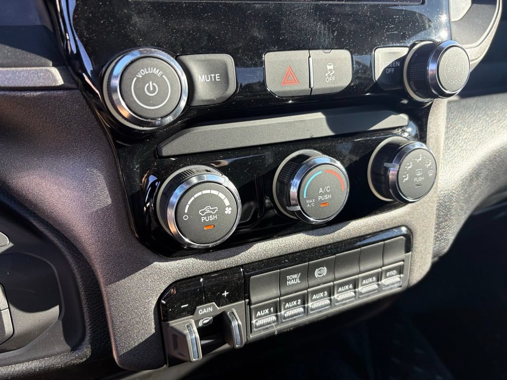 New 2026 RAM 5500 Tradesman AWD/4WD image 26