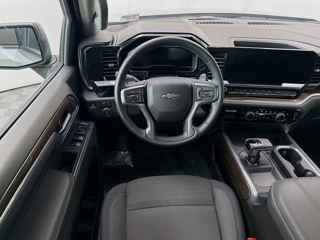 Used 2025 Chevrolet Silverado 1500 RST AWD/4WD image 24