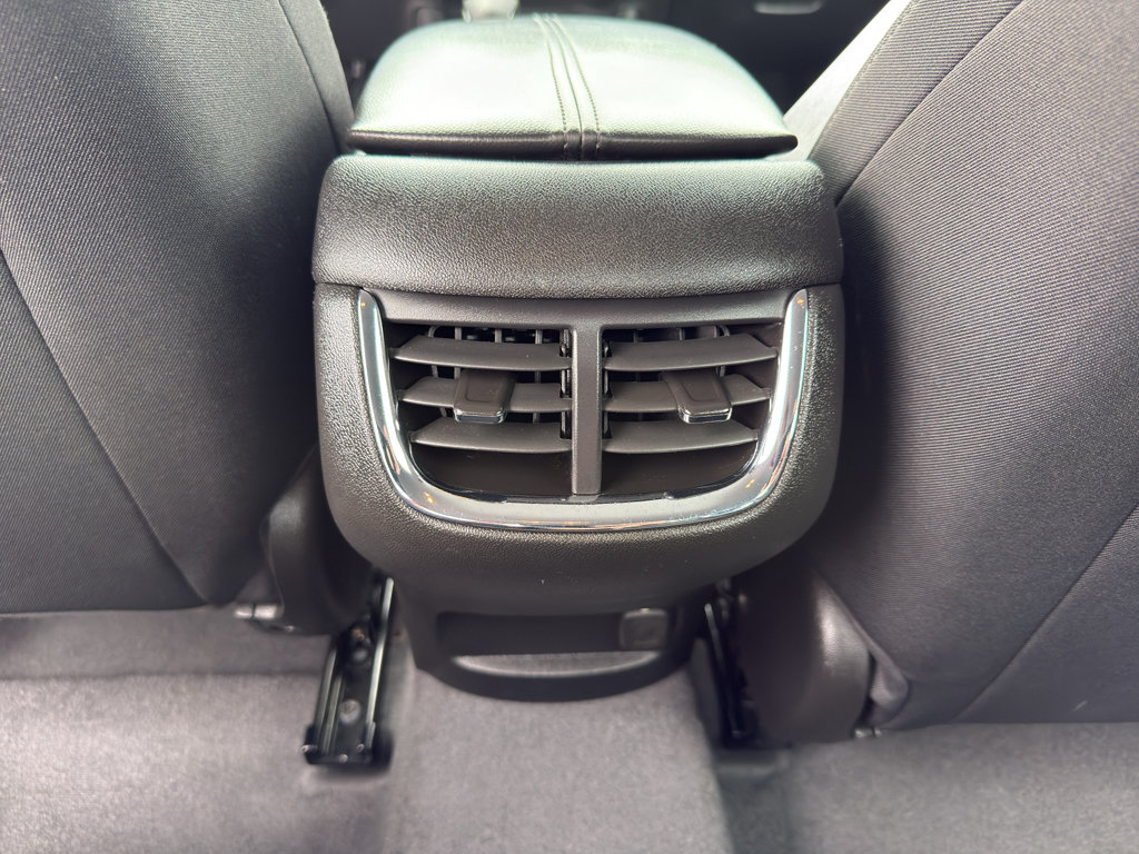 Used 2024 Chevrolet Malibu LT FWD image 31