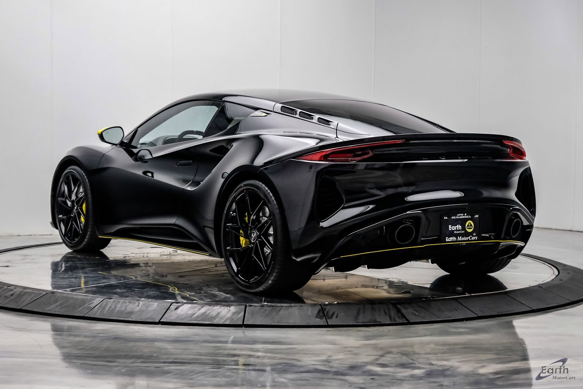New 2026 Lotus Emira SE image 13