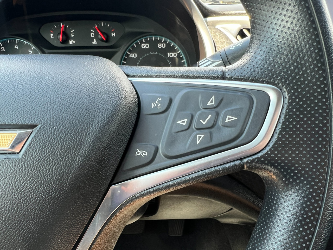 Used 2020 Chevrolet Malibu LS image 33