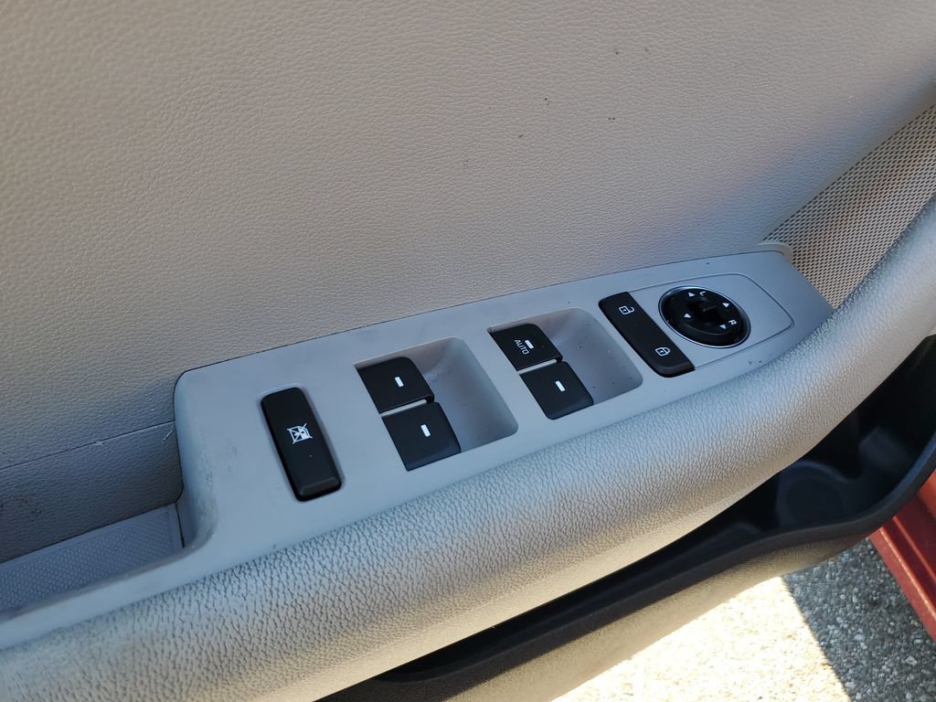 Used 2016 Hyundai Sonata SE FWD image 13
