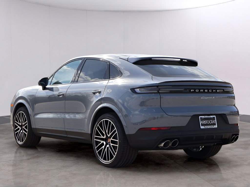 New 2026 Porsche Cayenne S AWD/4WD image 3
