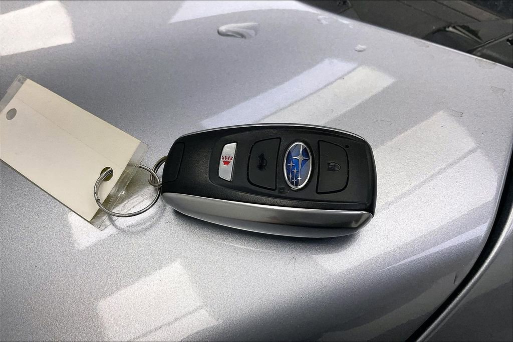 Used 2025 Subaru Crosstrek 2.0i Premium image 9