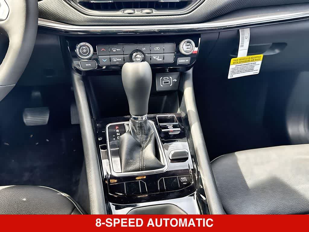 New 2026 Jeep Compass Latitude AWD/4WD image 17