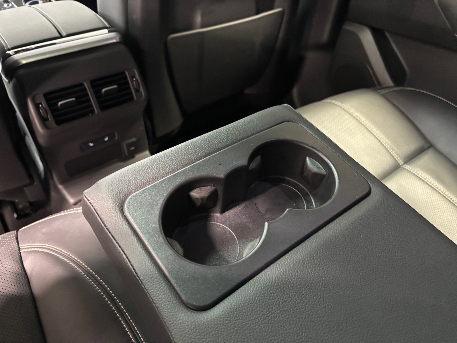 Used 2023 Land Rover Range Rover Velar R-Dynamic S AWD/4WD image 26