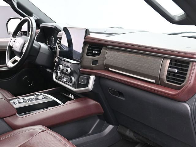 Used 2023 Ford Expedition Max Limited image 31
