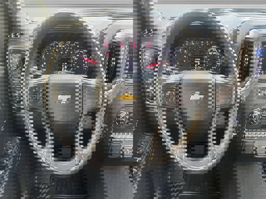 Used 2023 Chevrolet Silverado 1500 Custom AWD/4WD image 12