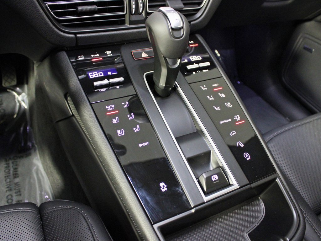 New 2026 Porsche Macan image 28