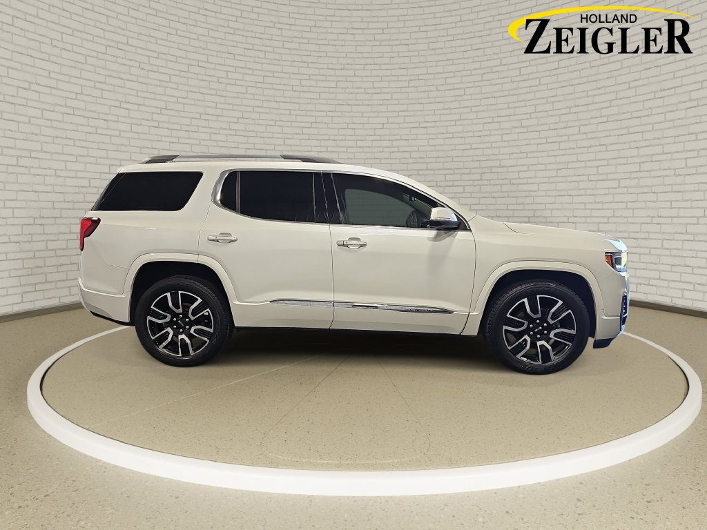 Used 2020 GMC Acadia Denali w/ LPO, Floor Liner Package AWD/4WD image 4