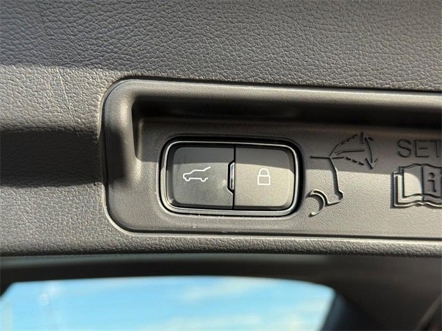 Used 2025 Ford Explorer ST w/ Sun And Sound Package image 8